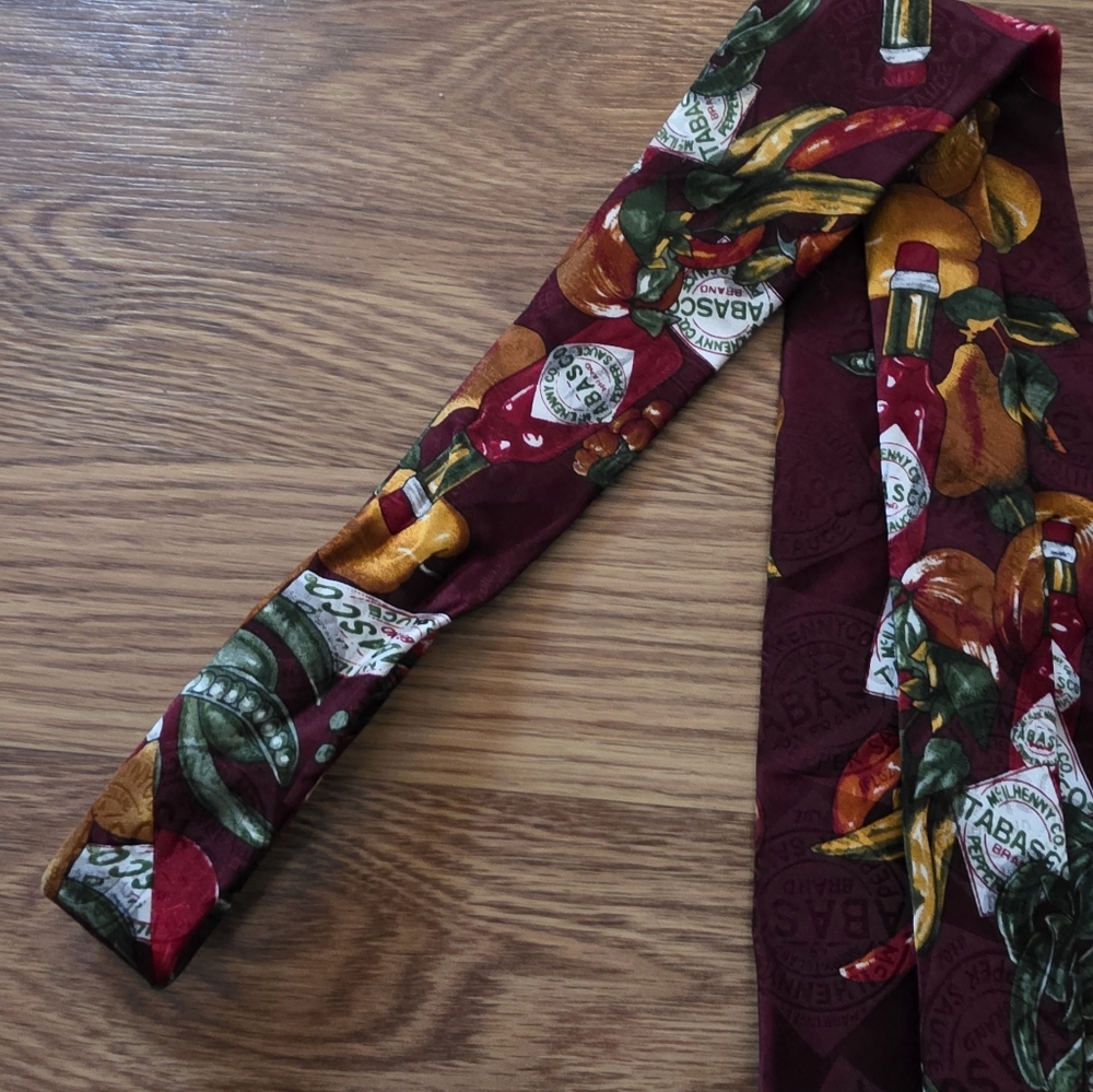 Tabasco Hot Sauce Novelty Tie Burgundy Chili Pepper Food Theme - Picture 5 of 6
